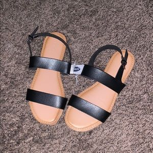 Cute & comfy black sandals